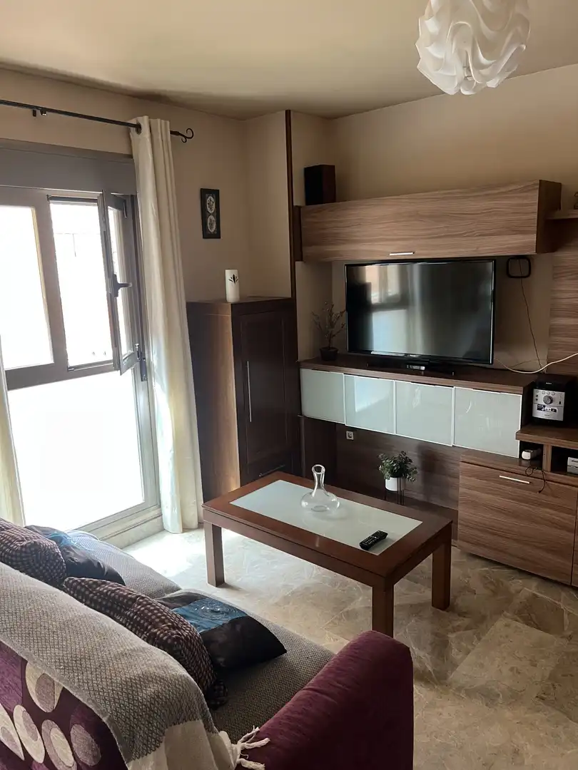 Sala d'estar de Pis de lloguer en Ceuta amb Moblat i Videoporter