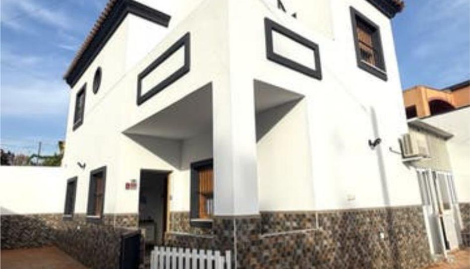 Casa adosada en venda a Bonanza - Avda de Huelva - Barrio Andalucia, Sanlúcar de Barrameda - imatge 1 Foto 1 de Casa adosada en venda a Bonanza - Avda de Huelva - Barrio Andalucia, Sanlúcar de Barrameda