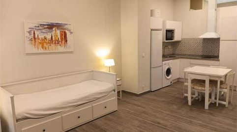 Apartamento de alquiler en San Vicente, Sevilla Capital - imagen 3 Foto 3 de Apartamento de alquiler en San Vicente, Sevilla Capital
