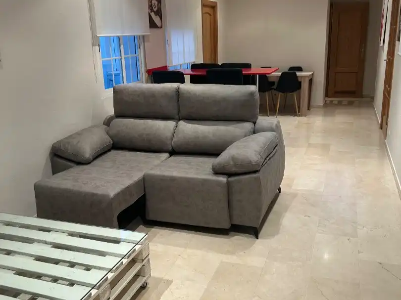 Pis de lloguer a Paseo de la Ribera, 16, Casco Histórico - Ribera - San Basilio Sala d'estar de Pis de lloguer en Córdoba amb Aire condicionat i Moblat