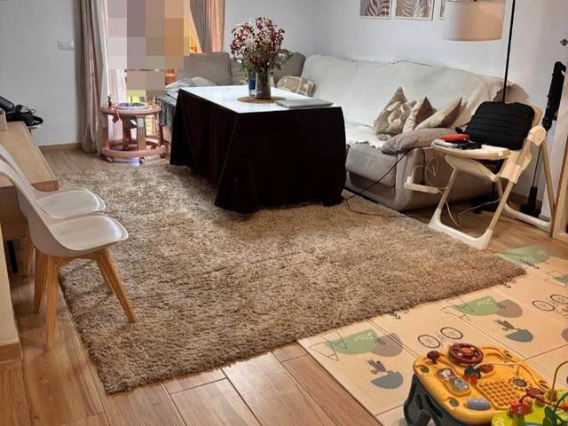 Piso en Venta en Nuestra Señora de Begoña, 3 en Poniente-Norte - Miralbaida - Parque Azahara