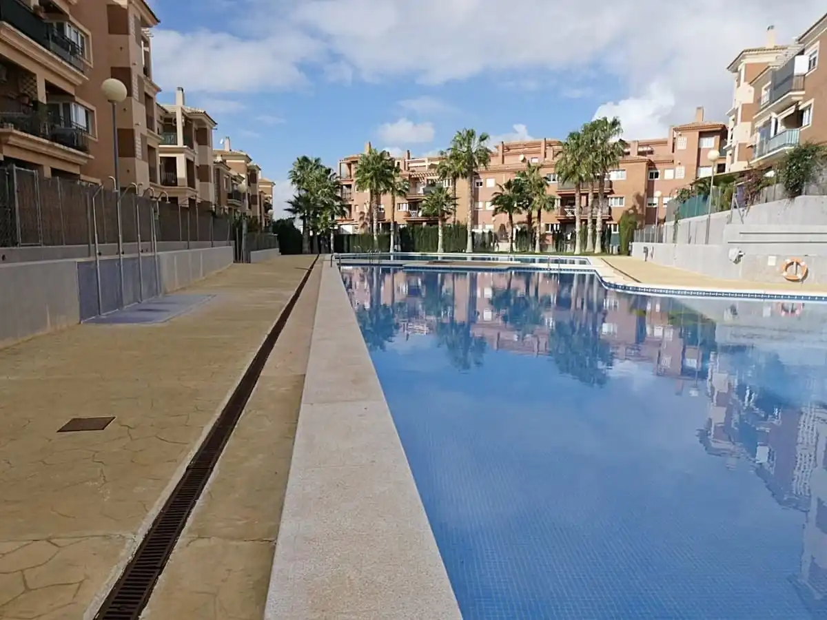 Pis de lloguer a Calle Magno, 6, Altorreal - El Chorrico Piscina de Pis de lloguer en Molina de Segura amb Aire condicionat, Calefacció i Jardí privat