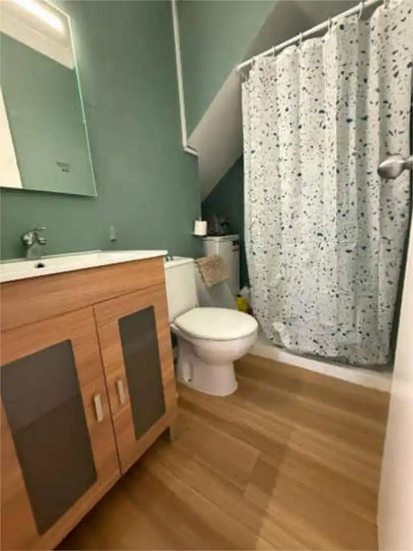 Flat for rent in Castro del Río Bathroom of Flat for rent in Castro del Río with Storage room and Furnished