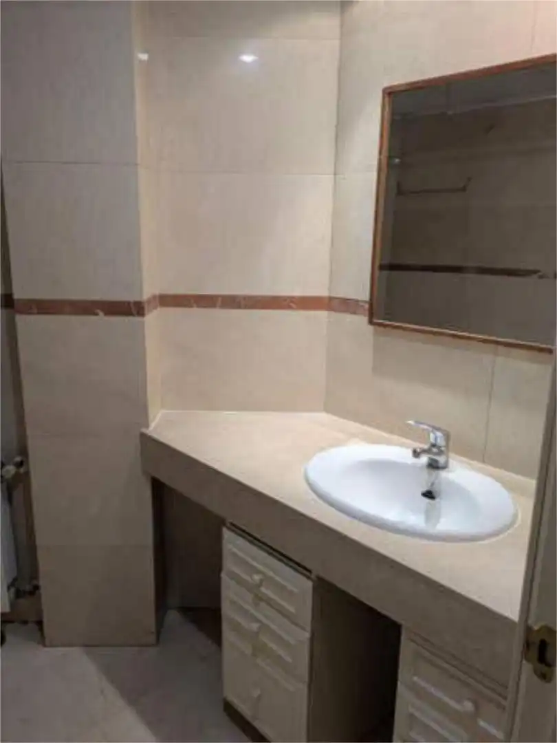 Flat for rent in Aravaca Bathroom of Flat for rent in Madrid