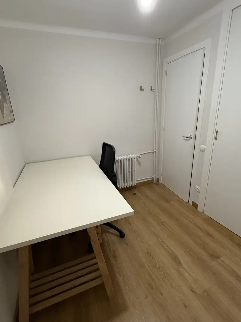 Flat for rent in Carrer Sant Joan Baptista de La Salle, 12, Centre Flat for rent in Tortosa with Air Conditioner, Heating and Parquet flooring