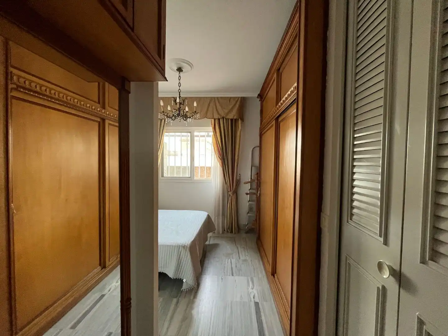 Attic for rent in Calle Fernández de Ribera, 44, Ciudad Jardín Bedroom of Attic for rent in Sevilla with Heating, Terrace and Furnished
