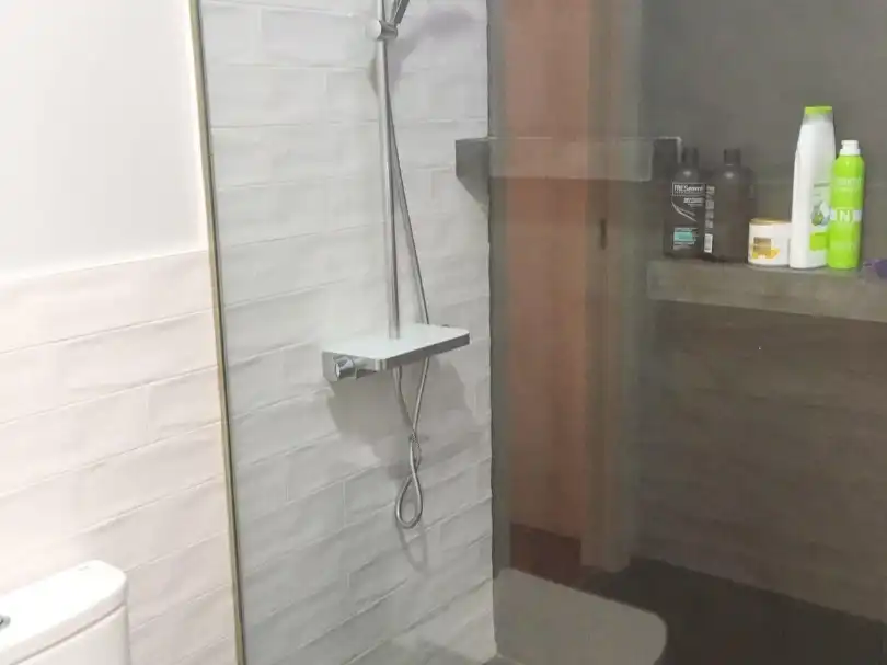 Flat for sale in Calle del Padre Jesús Ordóñez, 5, Madrid Capital Bathroom of Flat for sale in Madrid Capital with Terrace and Balcony