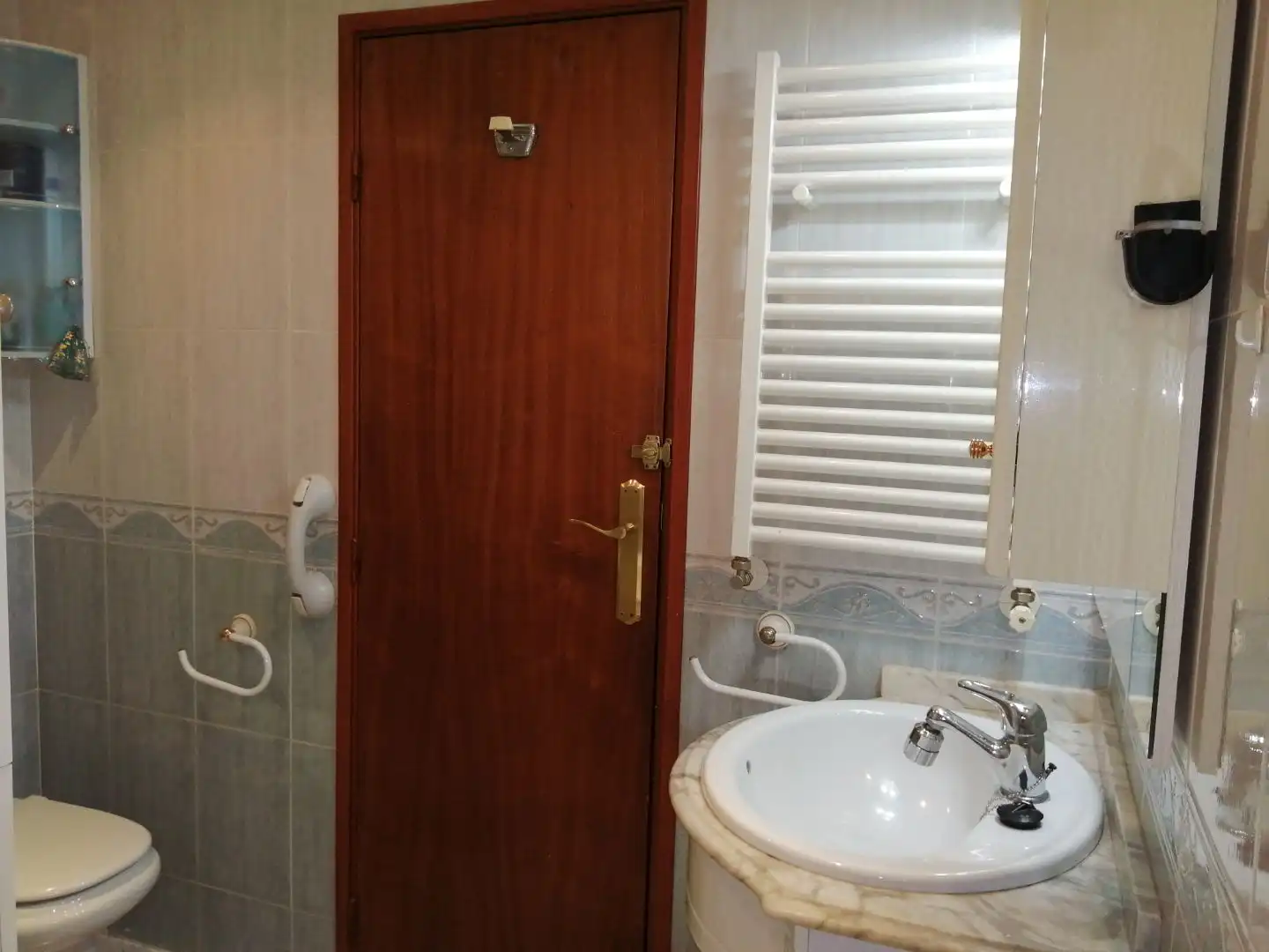 Piso en venta en Calle Juan de Cardona, 5, Pryconsa - Juan de Austria Baño de Piso en venta en Alcalá de Henares con Calefacción, Parquet y Terraza