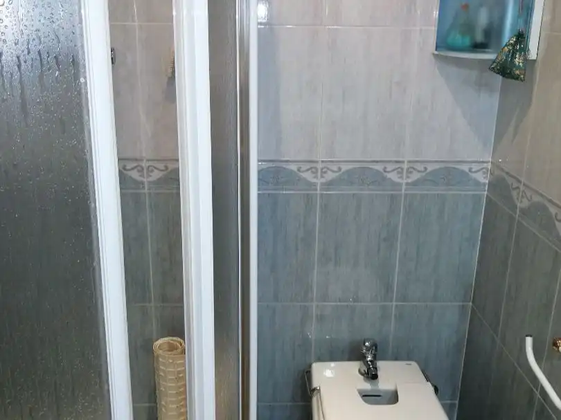 Piso en venta en Calle Juan de Cardona, 5, Pryconsa - Juan de Austria Baño de Piso en venta en Alcalá de Henares con Calefacción, Parquet y Terraza