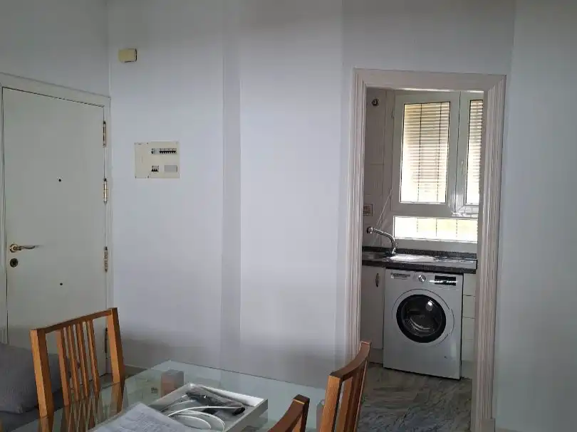 Pis de lloguer a Calle Castilla, 169, Triana Oeste Cuina de Pis de lloguer en Sevilla Capital amb Aire condicionat