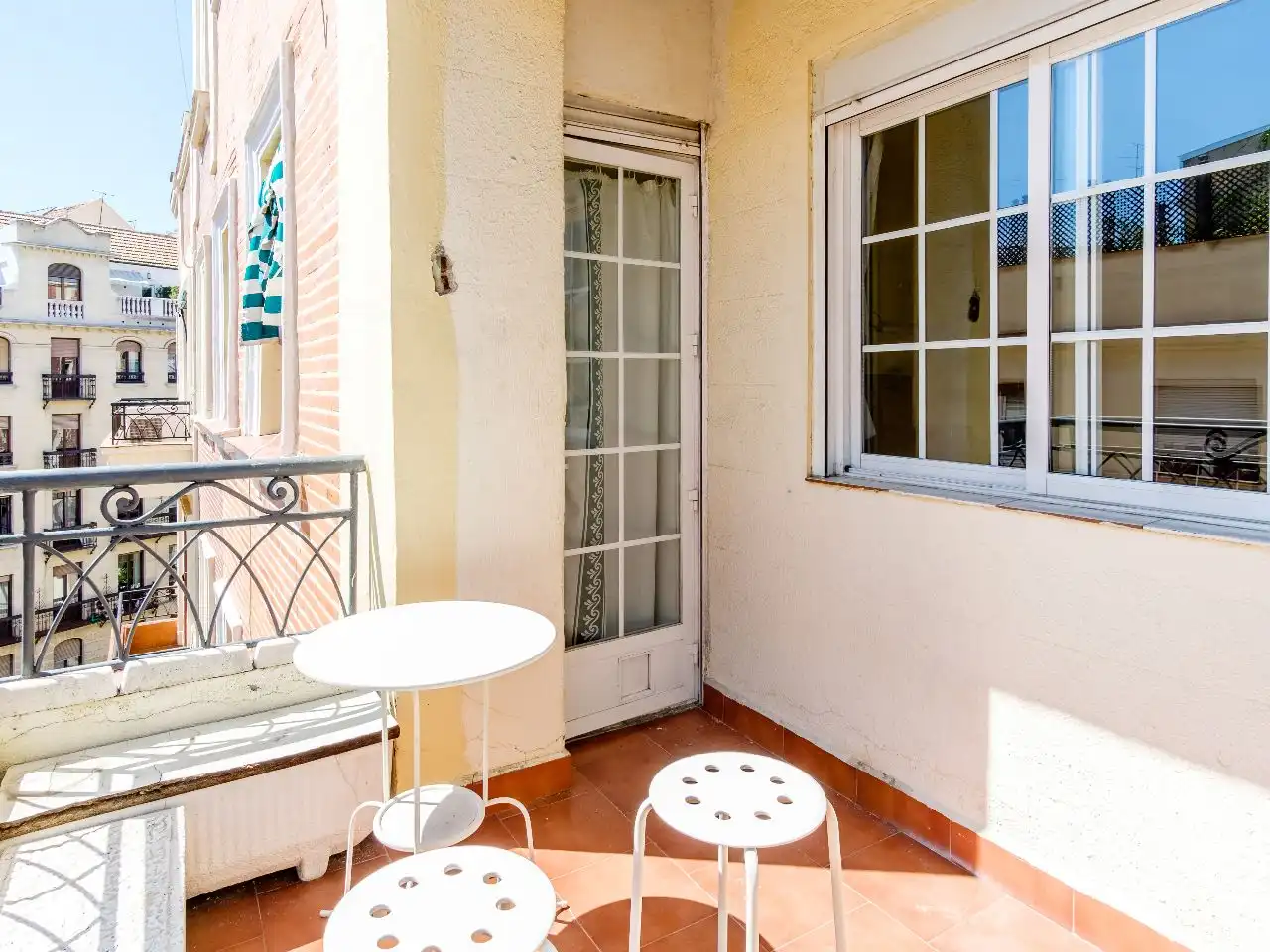 Terrasse von Wohnung zur Miete in  Madrid Capital mit Balkon