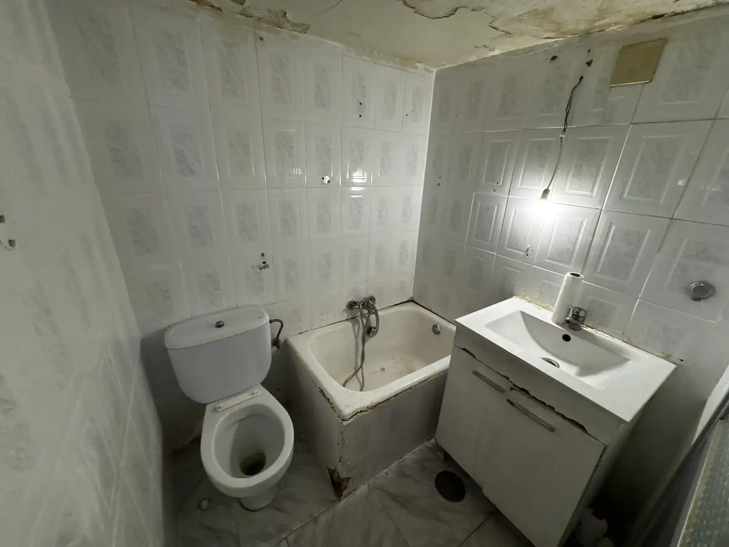 Flat for sale in Calle de la Serena, 16, Entrevías Bathroom of Flat for sale in Madrid Capital