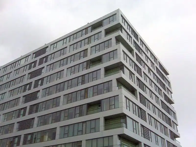 Vista exterior de Piso de alquiler en A Coruña Capital  con Calefacción, Parquet y Trastero
