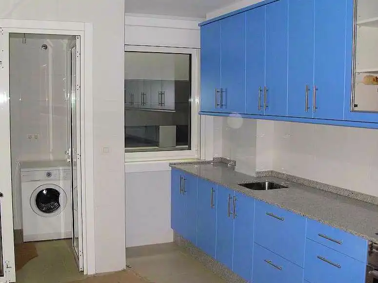 Cocina de Piso de alquiler en A Coruña Capital  con Calefacción, Parquet y Trastero