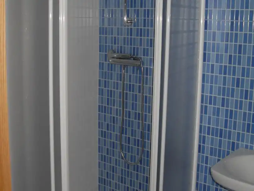 Baño de Piso de alquiler en A Coruña Capital  con Calefacción, Parquet y Trastero