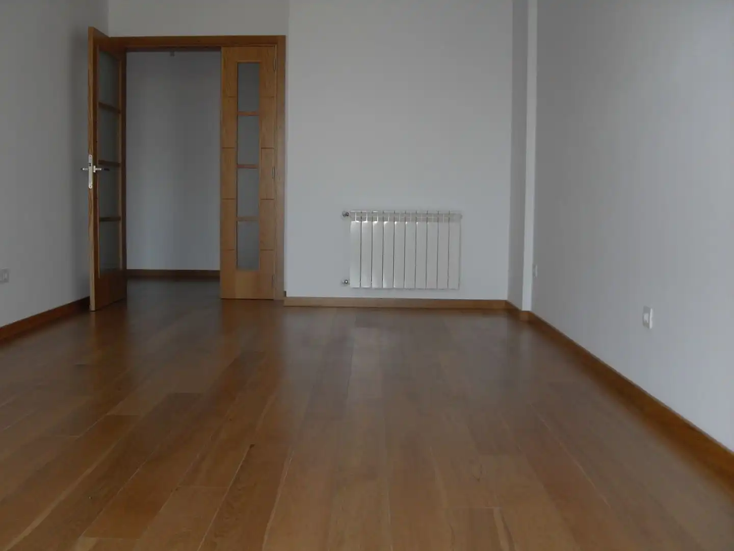 Sala de estar de Piso de alquiler en A Coruña Capital  con Calefacción, Parquet y Trastero