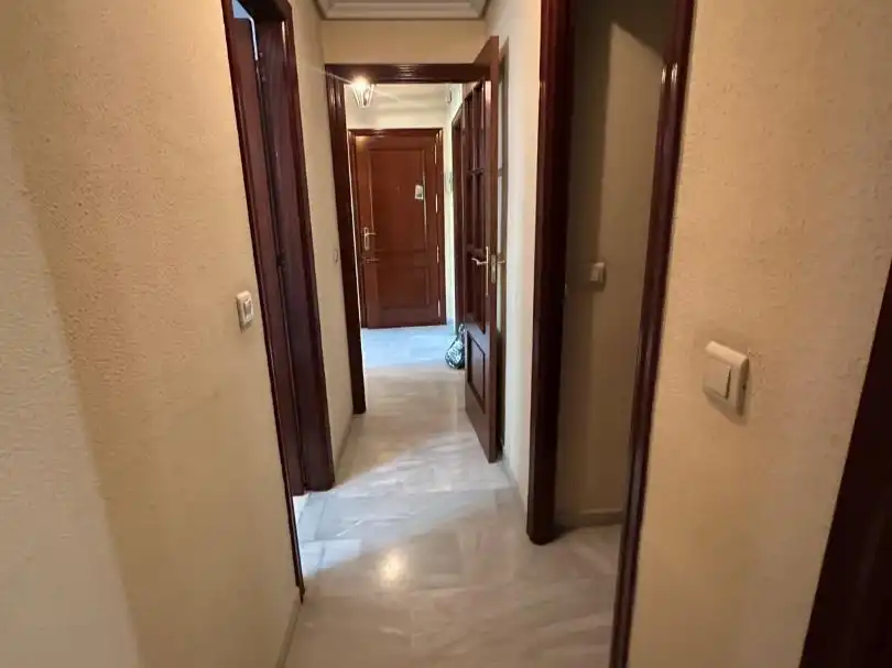 Flat for rent in Sevilla  with Air Conditioner, Heating and Furnished