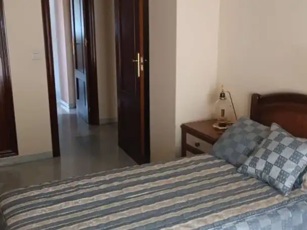 Bedroom of Flat for rent in Sevilla  with Air Conditioner, Heating and Furnished