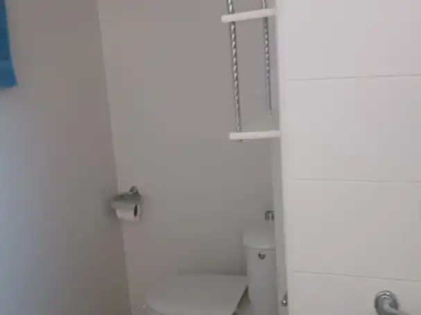 Bathroom of Flat for rent in Sevilla  with Air Conditioner, Heating and Furnished