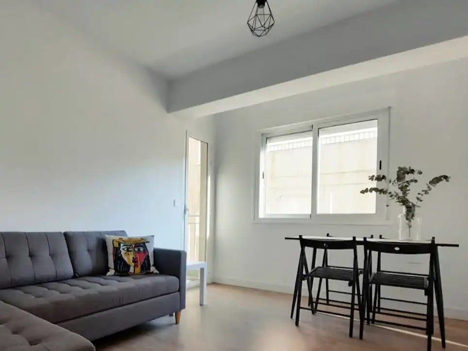 Living room of Flat for rent in  Almería Capital  with Air Conditioner and Balcony