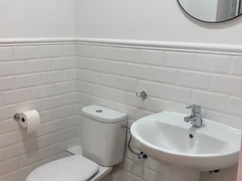 Bathroom of Flat for rent in  Almería Capital  with Air Conditioner and Balcony
