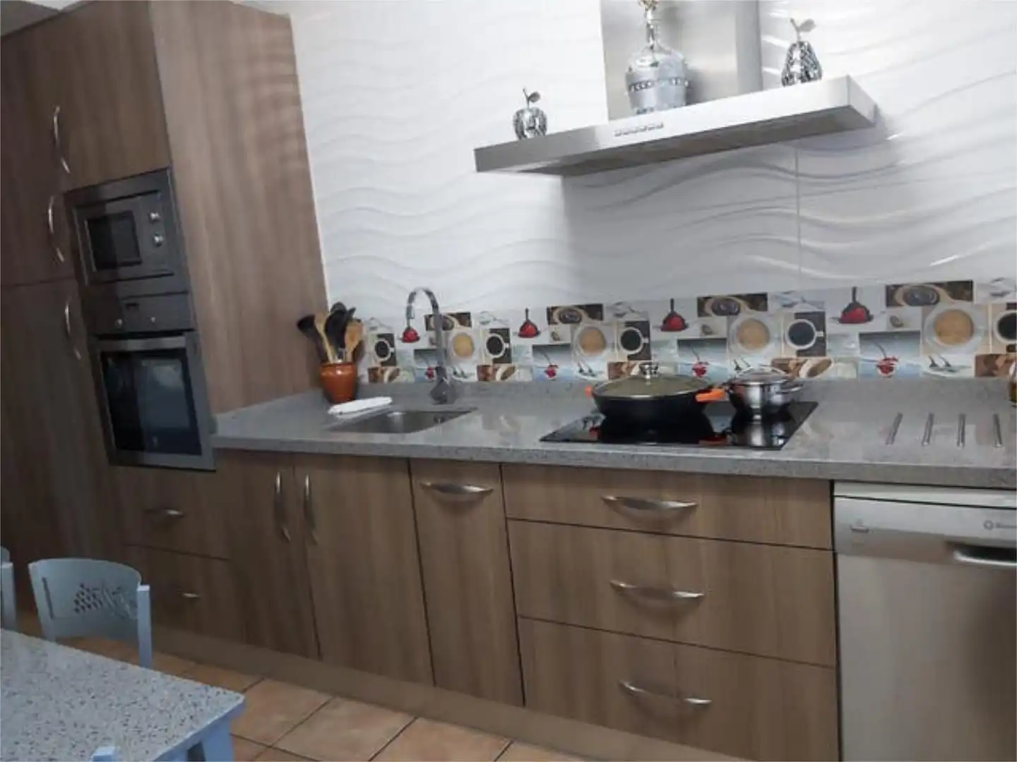 Piso en venta en San Pedro - Gabriel Miró - María Guerrero Cocina de Piso en venta en La Línea de la Concepción