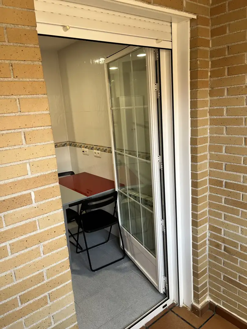 Terraza de Piso para compartir en Lominchar con Aire acondicionado, Calefacción y Terraza
