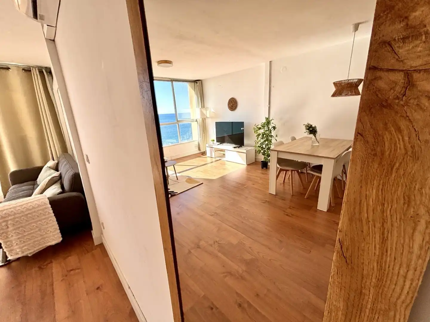 Pis en venda a Avenida de Villajoyosa, 95, Albufereta Sala d'estar de Pis en venda en Alicante / Alacant amb Aire condicionat