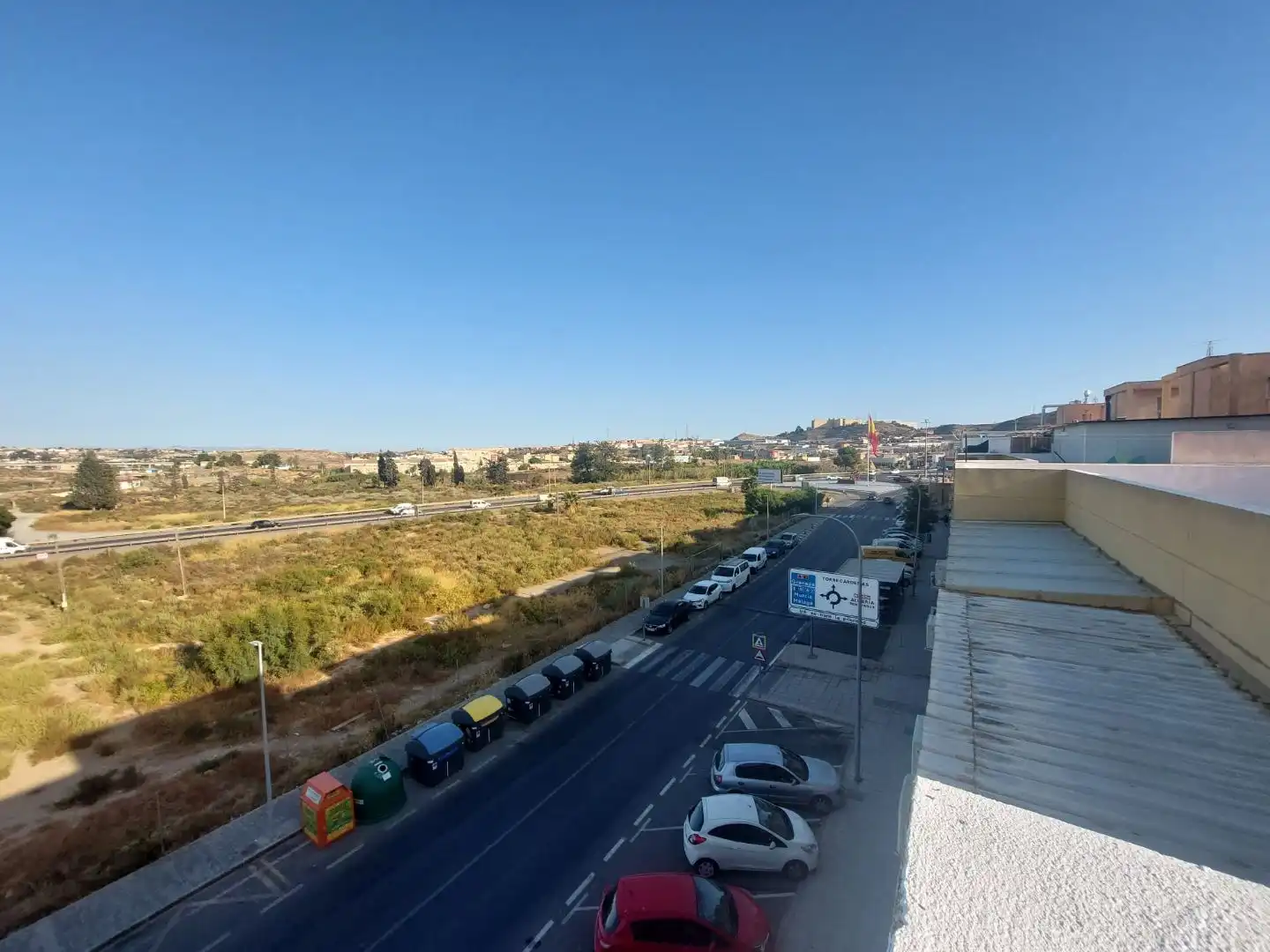 Vista exterior de Pis en venda en Huércal de Almería amb Aire condicionat, Terrassa i Balcó
