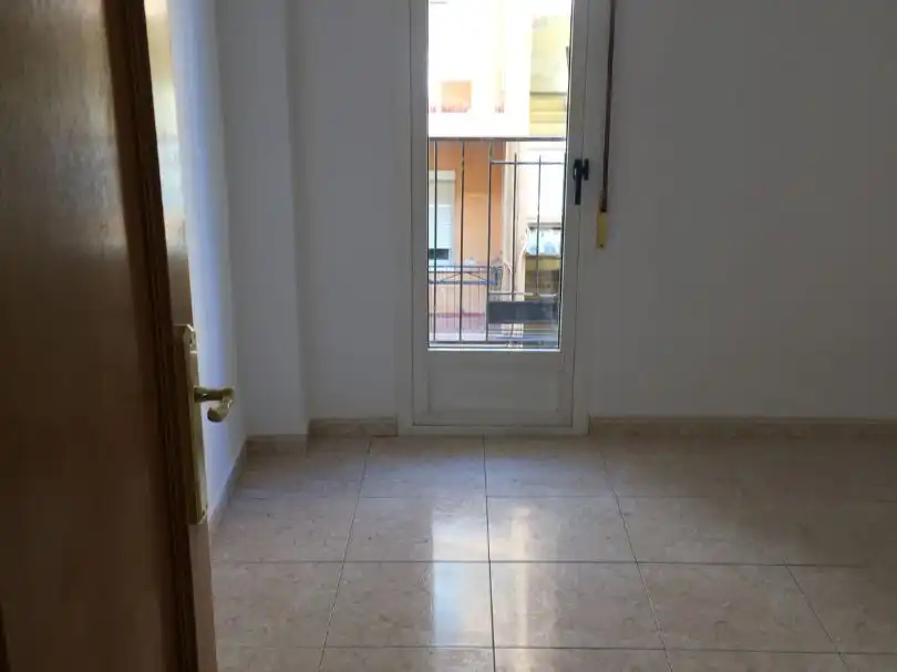 Habitación de Piso de alquiler en Alaquàs con Terraza y Balcón