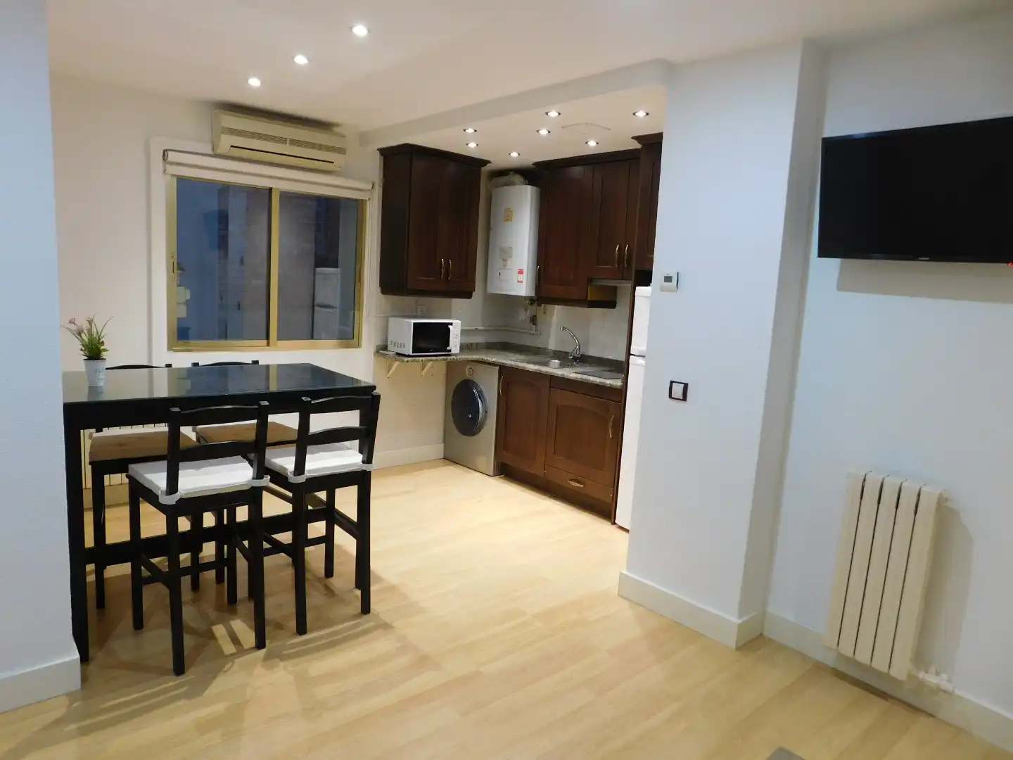 Cocina de Piso de alquiler en Zaragoza con Aire acondicionado, Calefacción y Parquet