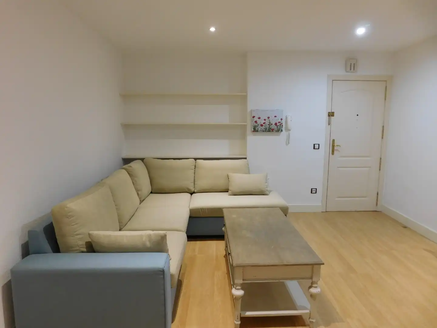 Sala de estar de Piso de alquiler en Zaragoza con Aire acondicionado, Calefacción y Parquet