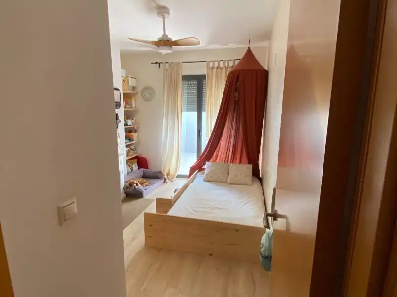 Habitación de Piso en venta en Paterna con Aire acondicionado, Terraza y Piscina