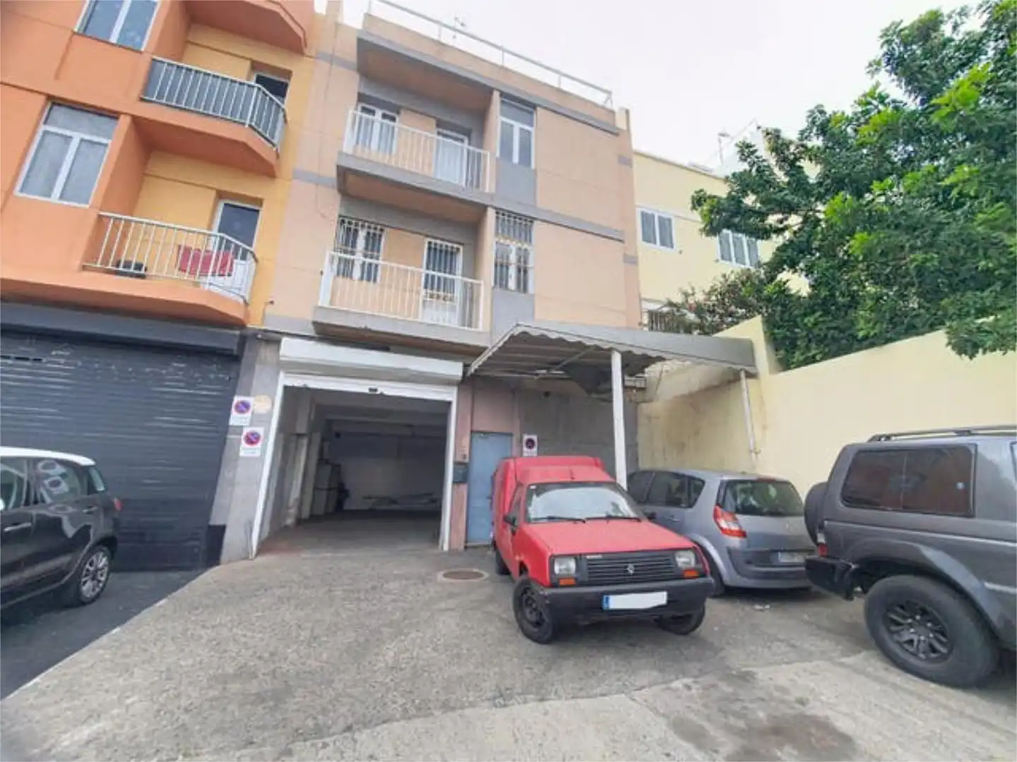 Casa o chalet en venta en Siete Palmas Parking de Casa o chalet en venta en Las Palmas de Gran Canaria con Terraza y Trastero