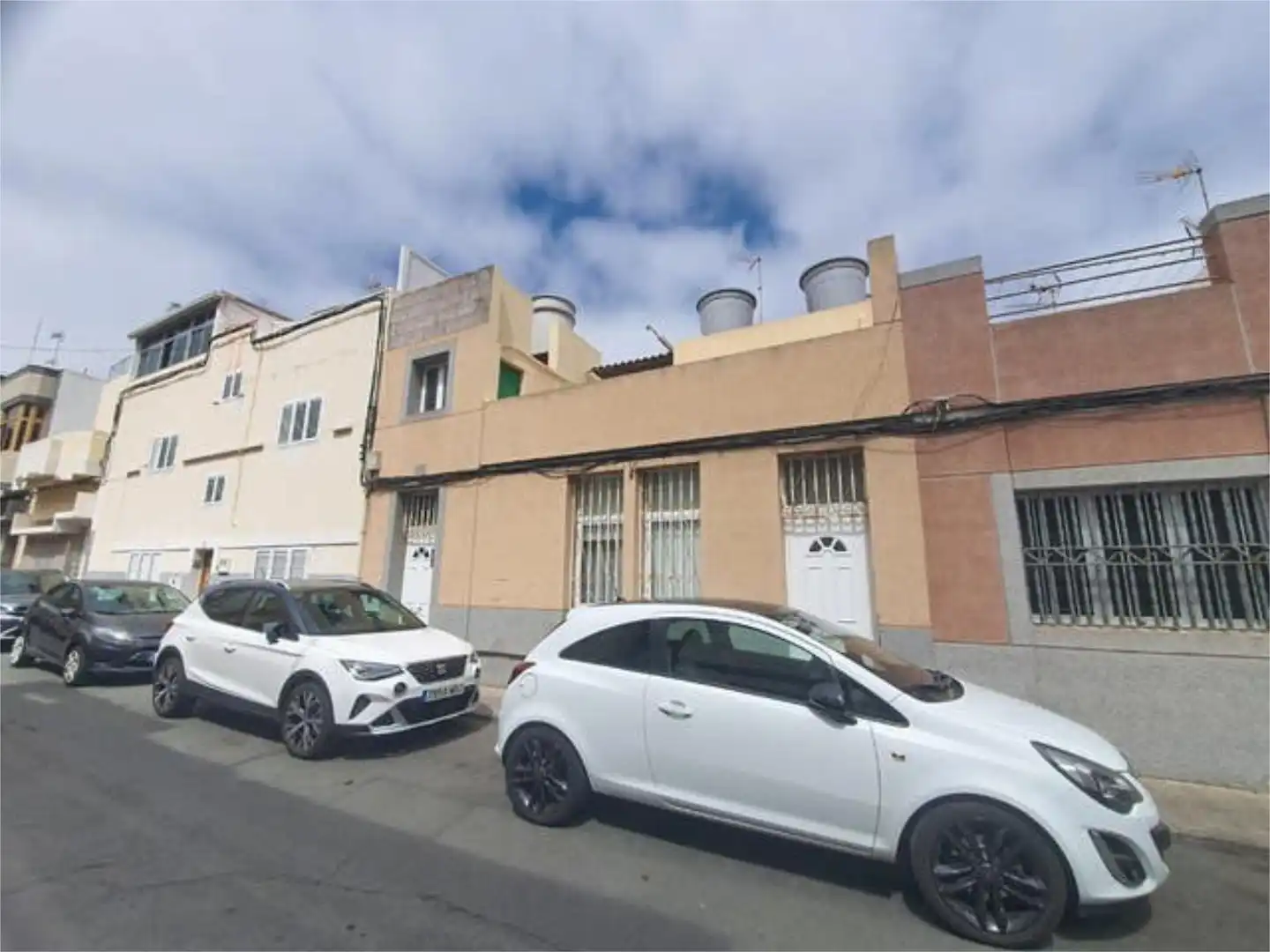 Casa o chalet en venta en Siete Palmas Vista exterior de Casa o chalet en venta en Las Palmas de Gran Canaria con Terraza y Trastero