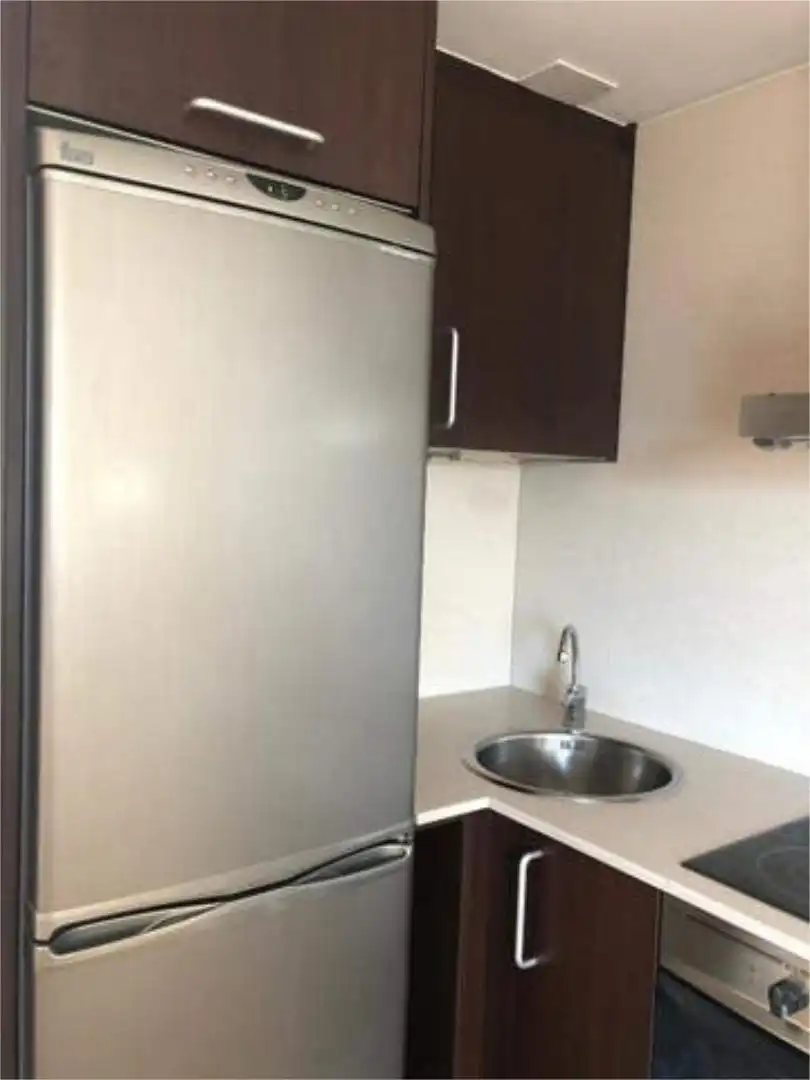 Attic for rent in Lavadores Kitchen of Attic for rent in Vigo with Heating, Terrace and Storage room