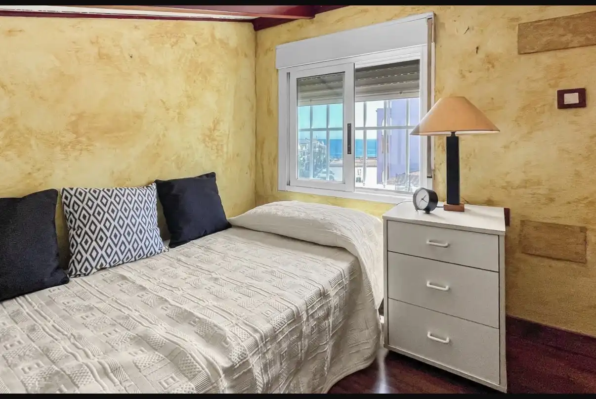 Schlafzimmer von Wohnung zum Verkauf in Torrevieja mit Klimaanlage, Terrasse und Schwimmbad
