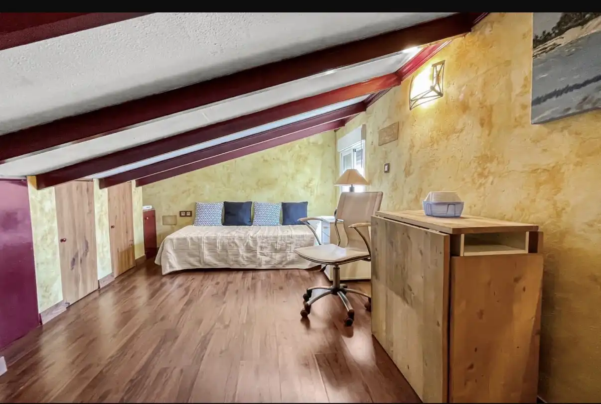 Schlafzimmer von Wohnung zum Verkauf in Torrevieja mit Klimaanlage, Terrasse und Schwimmbad