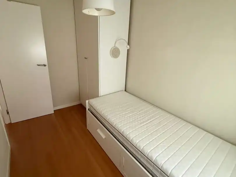 Habitación de Piso de alquiler en Madrid con Aire acondicionado, Calefacción y Parquet