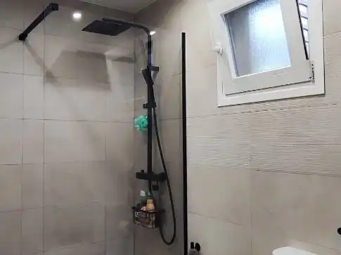 Bathroom of Flat for sale in Alcorcón  with Air Conditioner