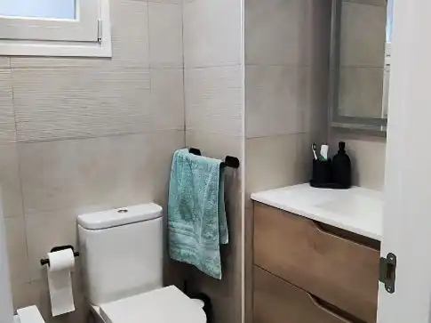 Bathroom of Flat for sale in Alcorcón  with Air Conditioner