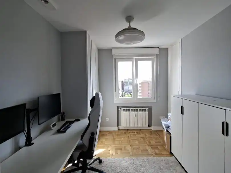 Bedroom of Flat for sale in Madrid  with Air Conditioner, Heating and Private garden