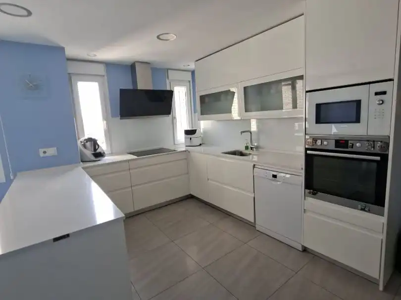Kitchen of Flat for sale in Madrid  with Air Conditioner, Heating and Private garden