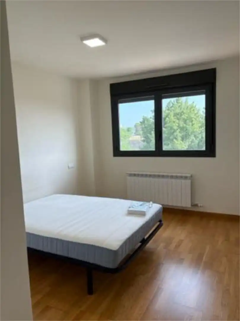 Habitación de Piso de alquiler en Valladolid con Calefacción, Jardín privado y Trastero
