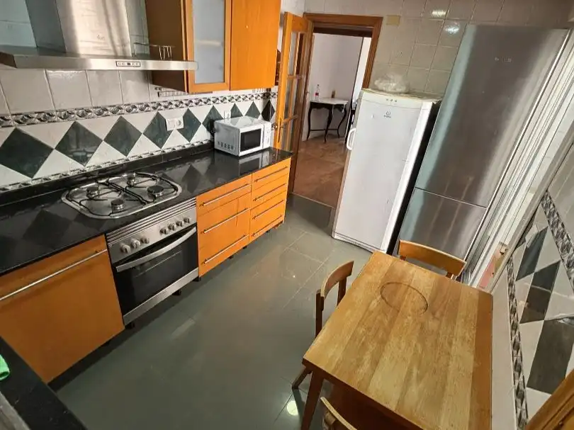Flat for sale in Paseo Marinero Luis de Torres, 5, La Flota Kitchen of Flat for sale in Murcia with Air Conditioner, Parquet flooring and Balcony