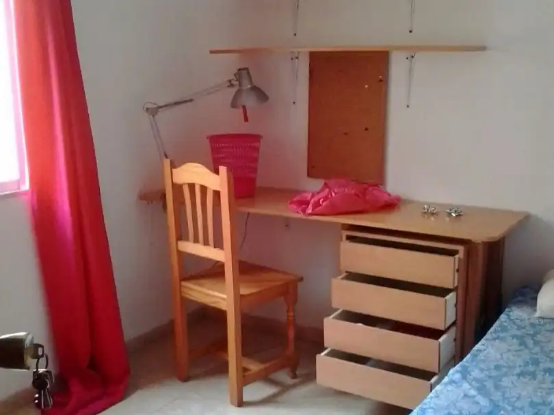 Habitació a Calle Agustin Muñoz Vazquez, 4, Centro Dormitori de Pis per a compartir en Ceuta amb Moblat