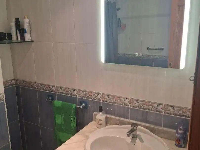 Zimmer in Calle Joselito, 3, La Luz - El Torcal Badezimmer von Wohnung zur untervermieten in Málaga mit Klimaanlage, Heizung und Möbliert