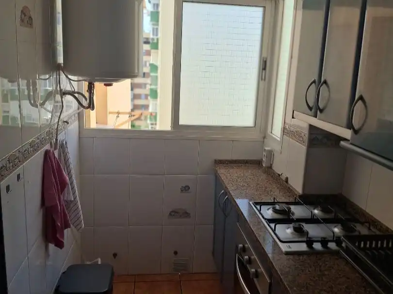 Zimmer in Calle Joselito, 3, La Luz - El Torcal Küche von Wohnung zur untervermieten in Málaga mit Klimaanlage, Heizung und Möbliert
