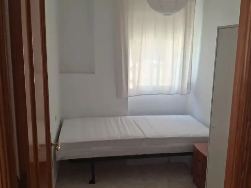 Zimmer in Calle Joselito, 3, La Luz - El Torcal Schlafzimmer von Wohnung zur untervermieten in Málaga mit Klimaanlage, Heizung und Möbliert