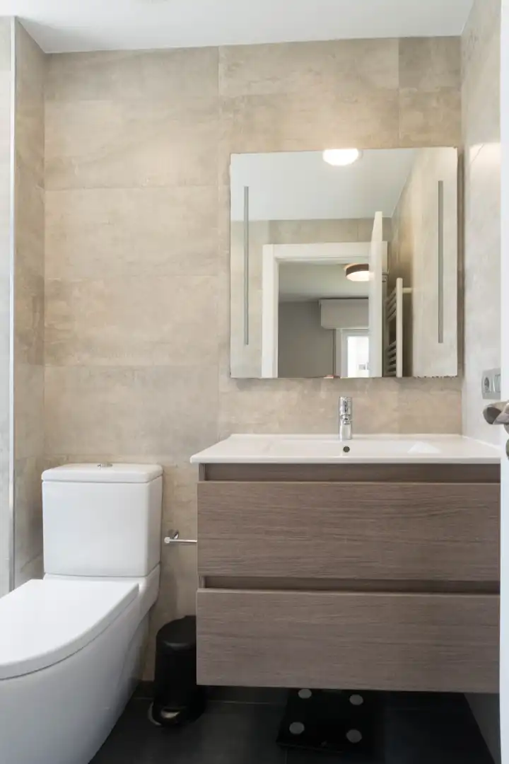 Piso en venta en Rua Enrique Mariñas Romero, 202, Someso - Matogrande Baño de Piso en venta en A Coruña Capital con Calefacción, Parquet y Trastero